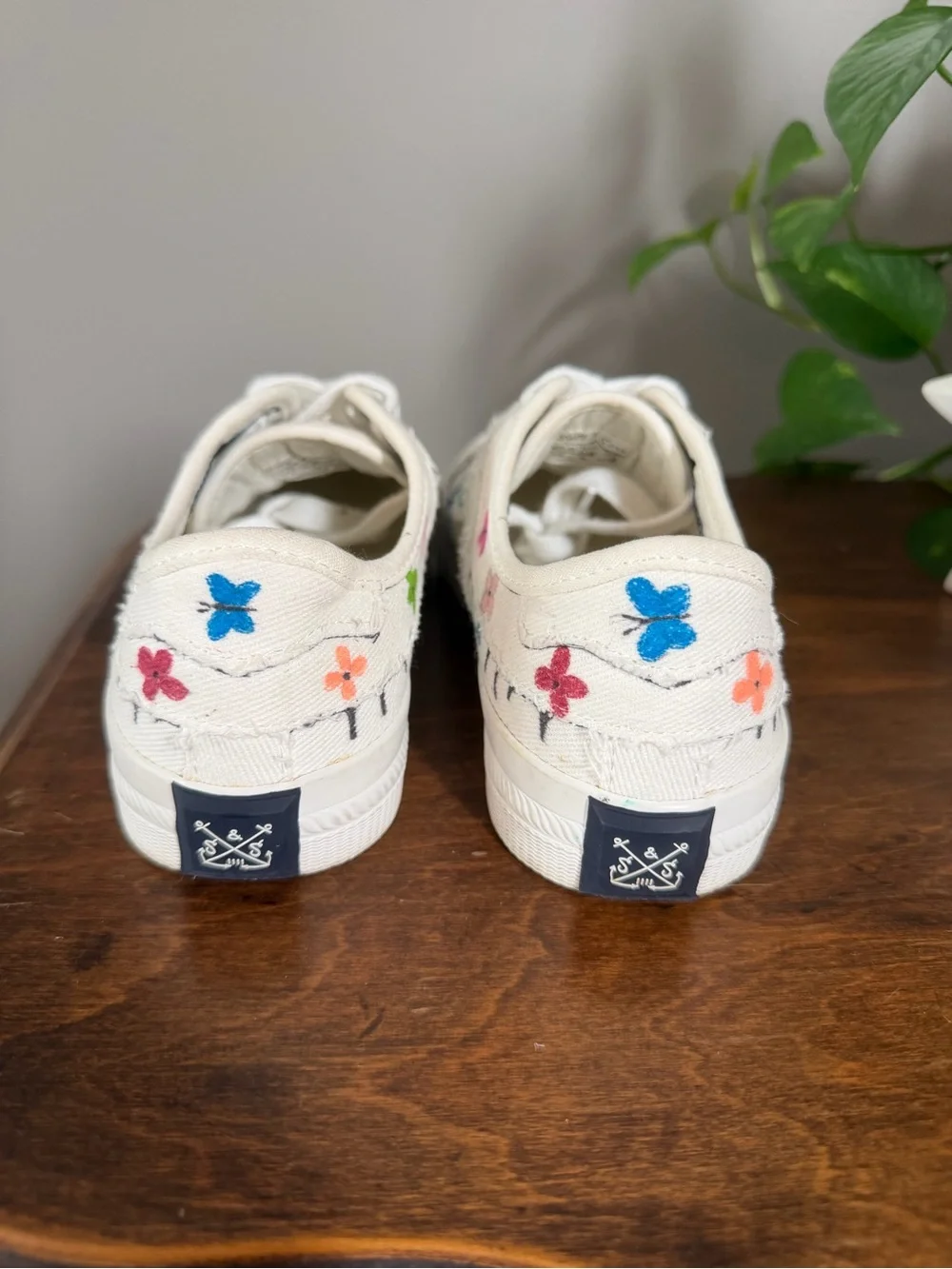 Salt & Seas Whimsical Floral & Butterfly Canvas Sneakers for Women. Size 7